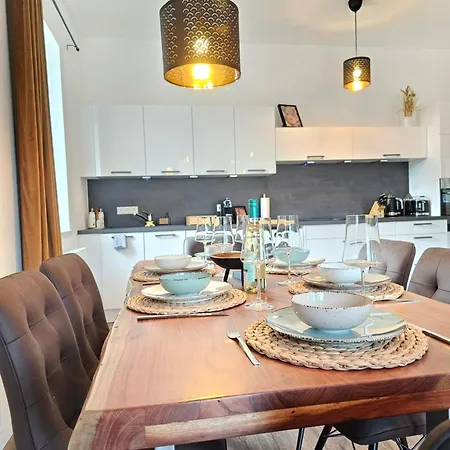 Design-apartment I Black Forest I Boxspring I Nespresso I Spielplatz Appartement *